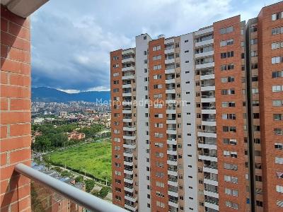 Apartamento de 3 alcobas en venta en Las Chimeneas, Itagüí, 65 m² · foto 6 de 17