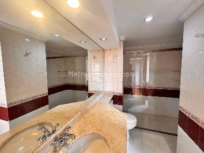 Apartamento de 3 alcobas en venta en Poblado Los Balsos, Medellín, 211 m² · foto 12 de 20