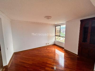Apartamento de 3 alcobas en venta en Poblado Los Balsos, Medellín, 211 m² · foto 13 de 20