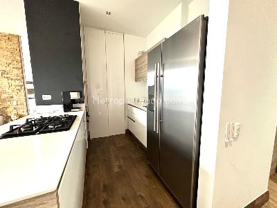 Apartamento de 1 alcoba en venta en Poblado San Lucas, Medellín, 74 m² · foto 5 de 9