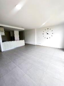 Apartamento de 3 alcobas en venta en Calambeo, Ibagué, 99 m² · foto 2 de 20