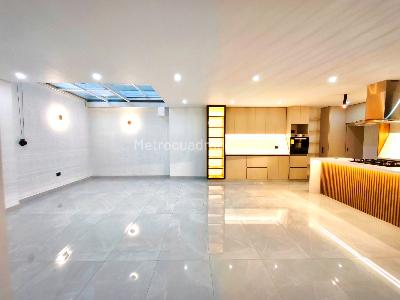 Casa de 4 alcobas en venta en El Vergel, Ibagué, 240 m² · foto 3 de 20