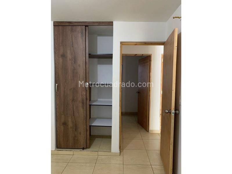 Apartamento de 3 Alcobas en Castilla con Opción de Parqueadero - 3