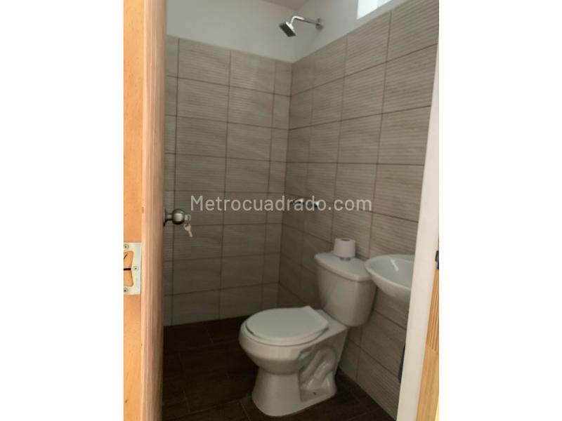 Apartamento de 3 Alcobas en Castilla con Opción de Parqueadero - 6