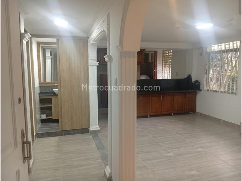 2BR Apartment in Belen Alameda - 2