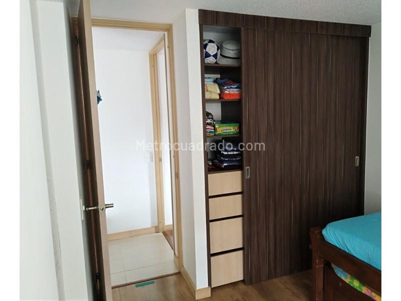 Apartamento de 2 Alcobas con Parqueo Doble en Línea en Belén (Conjunto Cerrado)