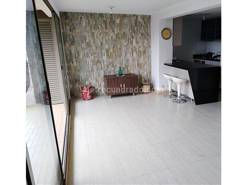 Apartamento de 2 Alcobas con Parqueo Doble en Línea en Belén (Conjunto Cerrado) - 2