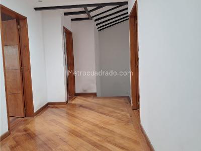 Casa de 3 alcobas en arriendo en El Contador, Bogotá, 200 m² · foto 17 de 20