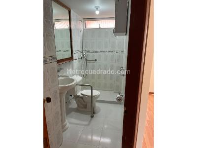 Apartamento en venta en Cedritos, Bogotá · foto 3 de 12