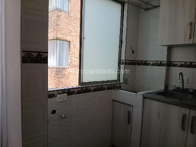 Apartaestudio en arriendo en La Cabaña, Bogotá · foto 8 de 14