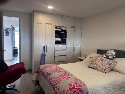 Casa de 4 alcobas en venta en Modelia, Bogotá, 196 m² · foto 12 de 20
