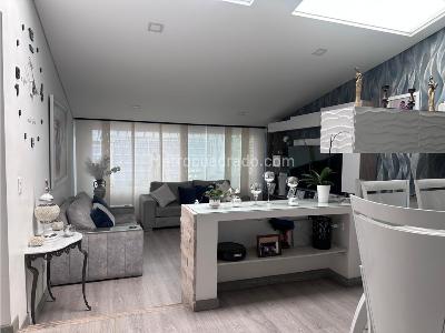 Casa de 4 alcobas en venta en Modelia, Bogotá, 196 m² · foto 2 de 20