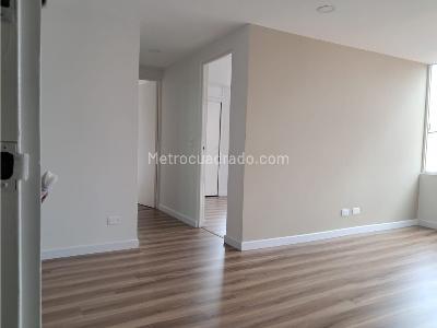 Apartamento de 2 alcobas en venta en Santa Teresa, Bogotá, 52 m² · foto 2 de 20