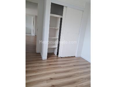 Apartamento de 2 alcobas en venta en Santa Teresa, Bogotá, 52 m² · foto 4 de 20