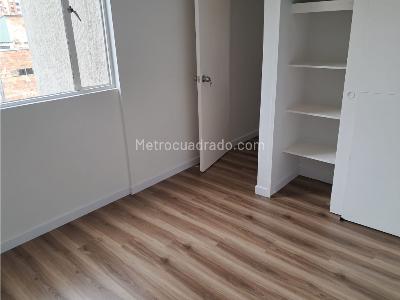 Apartamento de 2 alcobas en venta en Santa Teresa, Bogotá, 52 m² · foto 6 de 20