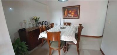 Apartamento en venta en Pontevedra, Bogotá · foto 4 de 16