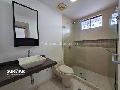 Casa de 5 alcobas en venta en Altos De Riomar, Barranquilla, 597 m² · foto 12 de 19