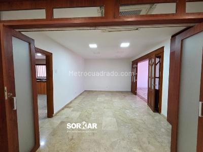 Casa de 5 alcobas en venta en Altos De Riomar, Barranquilla, 597 m² · foto 5 de 19