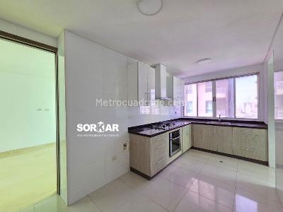 Apartamento de 3 alcobas en venta en Altos Del Parque, Barranquilla, 173 m² · foto 6 de 19