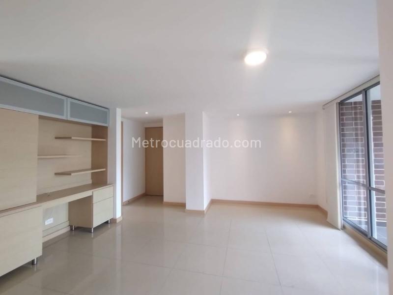 2BR Apartment in Vereda San Jose (80 m²)