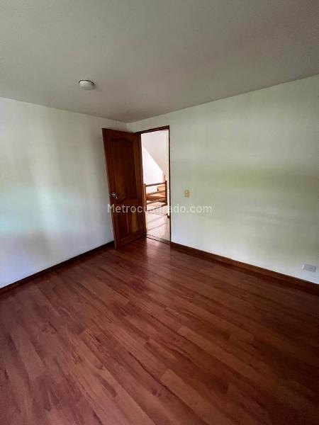 Casa en Arriendo, Las Lomitas, Sabaneta - Altro