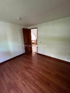 Casa de 4 alcobas en venta en Las Lomitas, Sabaneta, 150 m² · foto 7 de 19