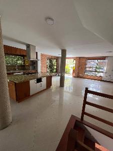 Casa de 4 alcobas en venta en Las Lomitas, Sabaneta, 150 m² · foto 10 de 19
