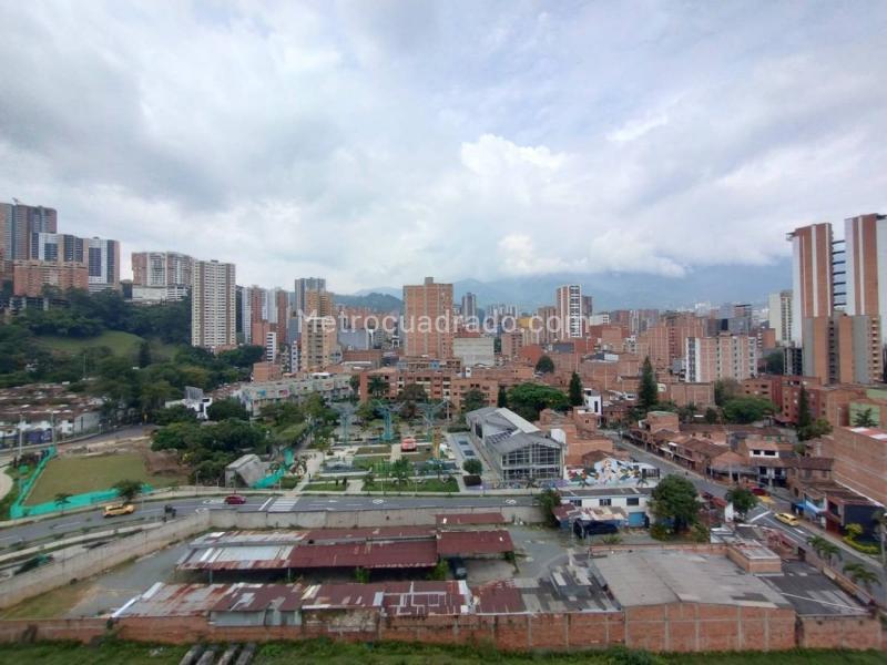 3BR Apartment in Restrepo Naranjo (73 m²)