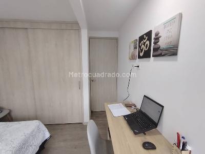 Apartamento de 2 alcobas en venta en Las Lomitas, Sabaneta, 67 m² · foto 7 de 12