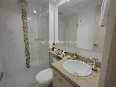 Apartamento de 2 alcobas en venta en Las Lomitas, Sabaneta, 67 m² · foto 9 de 12