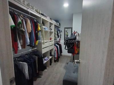Apartamento de 2 alcobas en venta en Las Lomitas, Sabaneta, 67 m² · foto 10 de 12