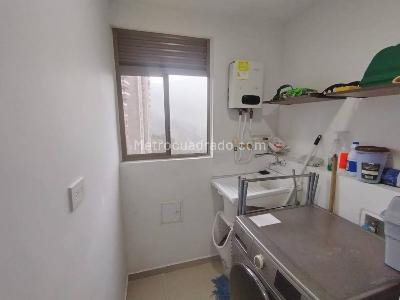 Apartamento de 2 alcobas en venta en Las Lomitas, Sabaneta, 67 m² · foto 12 de 12