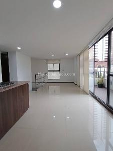 Apartamento de 2 alcobas en venta en Las Lomitas, Sabaneta, 82 m² · foto 2 de 17
