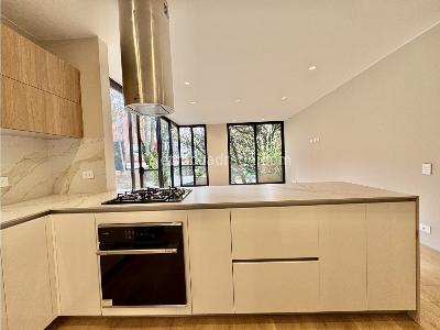 Apartamento de 2 alcobas en venta en La Cabrera, Bogotá, 220 m² · foto 7 de 15