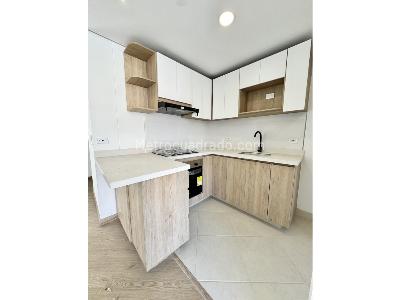 Apartamento de 3 alcobas en venta en El Batán, Bogotá, 92 m² · foto 4 de 17