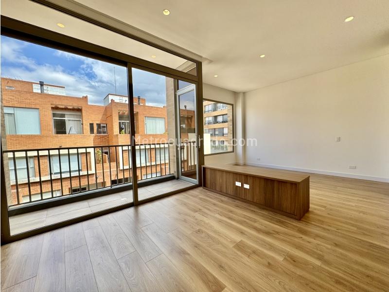 Piso – Bogotá, Chicó Lago - Vista 2