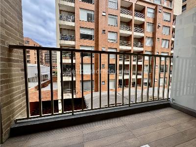 Apartamento de 1 alcoba en arriendo en Chico, Bogotá, 53 m² · foto 2 de 20