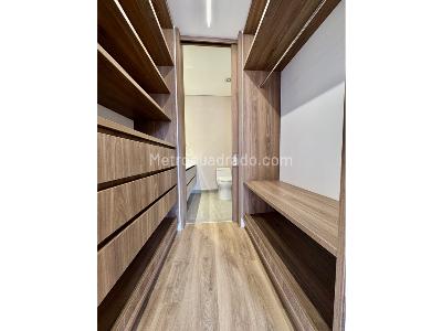 Apartamento de 1 alcoba en arriendo en Chico, Bogotá, 53 m² · foto 4 de 20