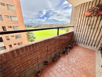 Apartamento de 4 alcobas en venta en Country Club, Bogotá, 380 m² · foto 6 de 20