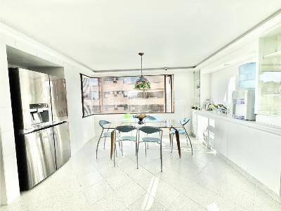 Apartamento de 4 alcobas en venta en Country Club, Bogotá, 380 m² · foto 7 de 20