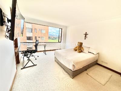 Apartamento de 4 alcobas en venta en Country Club, Bogotá, 380 m² · foto 14 de 20