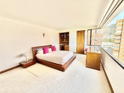 Apartamento de 4 alcobas en venta en Country Club, Bogotá, 380 m² · foto 15 de 20