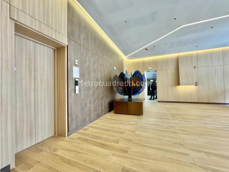 Piso – Bogotá, Santa Bárbara, Localidad Usaquén - Más