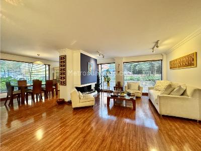 Apartamento en venta en Los Rosales, Bogotá · foto 2 de 20
