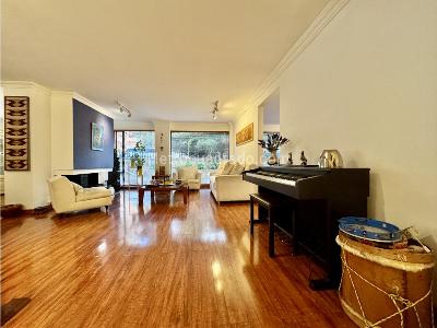 Apartamento en venta en Los Rosales, Bogotá · foto 3 de 20