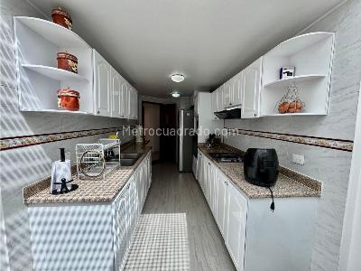 Casa en venta en Gratamira, Bogotá · foto 8 de 20