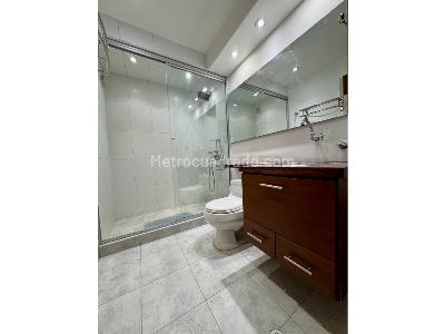 Apartaestudio en venta en Chico Navarra, Bogotá, 70 m² · foto 11 de 15