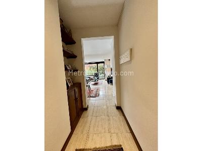Apartamento de 2 alcobas en venta en El Polo, Bogotá, 90 m² · foto 4 de 11