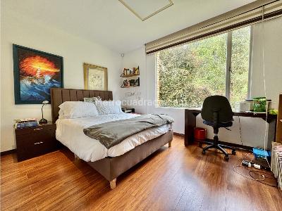 Casa de 4 alcobas en venta en Km 7 Via A La Calera, La Calera, 310 m² · foto 4 de 16