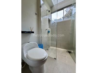 Casa de 4 alcobas en venta en Km 7 Via A La Calera, La Calera, 310 m² · foto 9 de 16